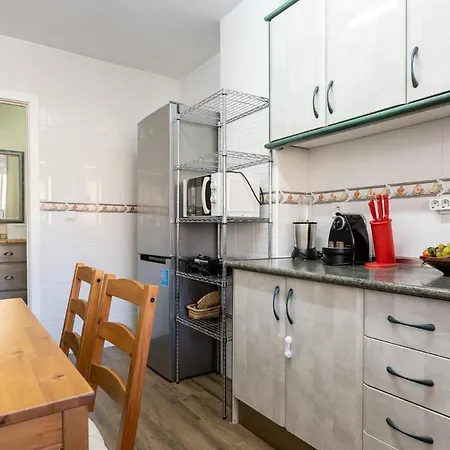 Apartment Seaside Bliss 2br With Tranquil Terrace Pool And Parking *