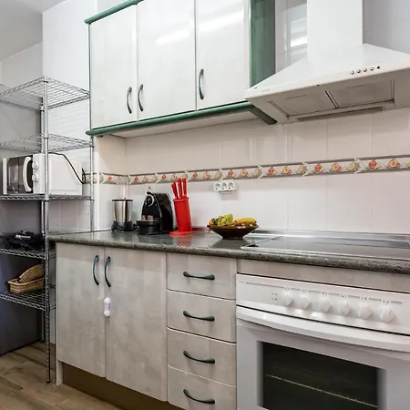 Apartment Seaside Bliss 2br With Tranquil Terrace Pool And Parking