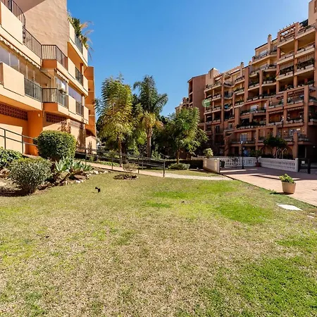 Apartment Seaside Bliss 2br With Tranquil Terrace Pool And Parking